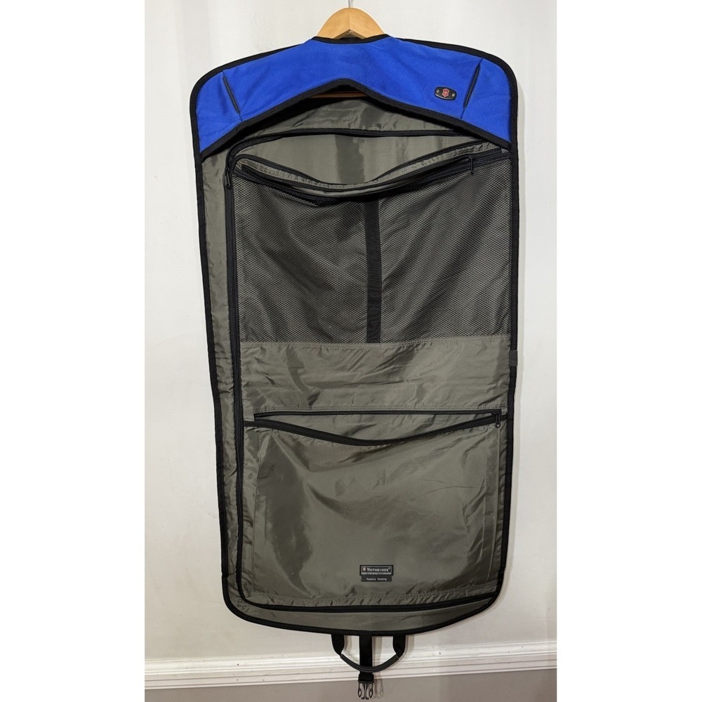 Victorinox Travel Garment Bag Blue Strap Swiss Army Luggage Suit Bag Dress